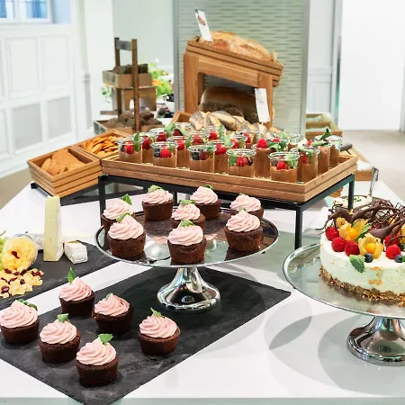 Hotel Thon Slottsparken 4*