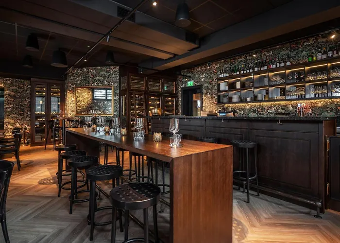 Отель Thon Slottsparken