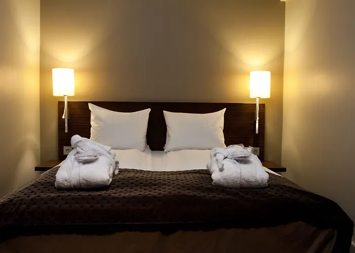 Thon Slottsparken Отель Осло