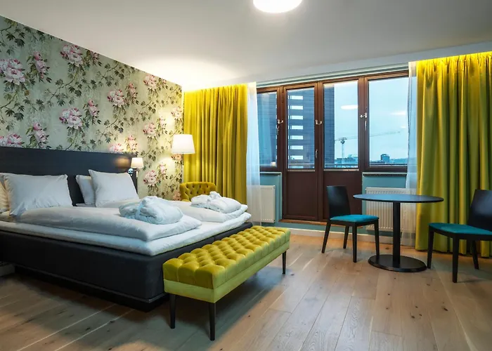 Отель Thon Slottsparken Осло