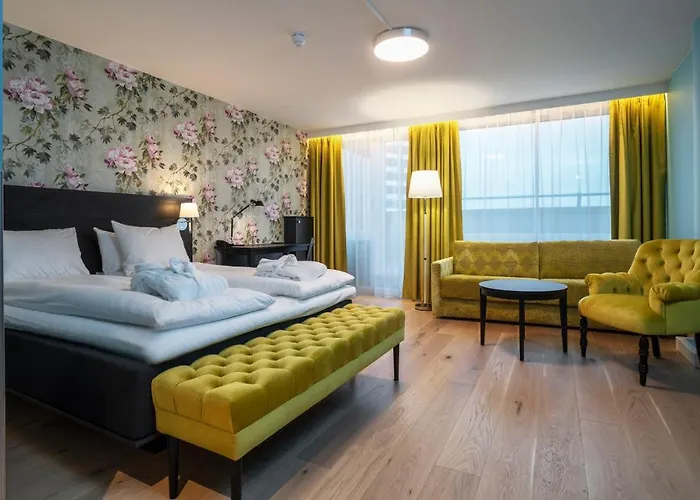 Отель Thon Slottsparken 4*