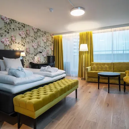 Szálloda Thon Slottsparken 4*